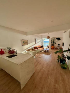 New Seaview Luxury Apartment - Torre Marimar